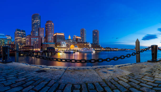istock Boston Sunrise Pano 5 972020194