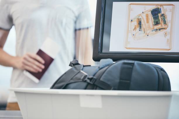 공항 보안 검색 - x ray airport luggage security 뉴스 사진 이미지