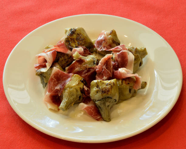 Artichoke heart in sauce