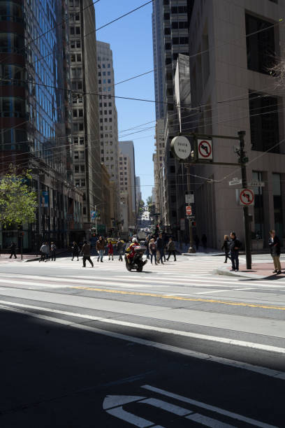 istock Busy city in San Francisco downtown 972366978