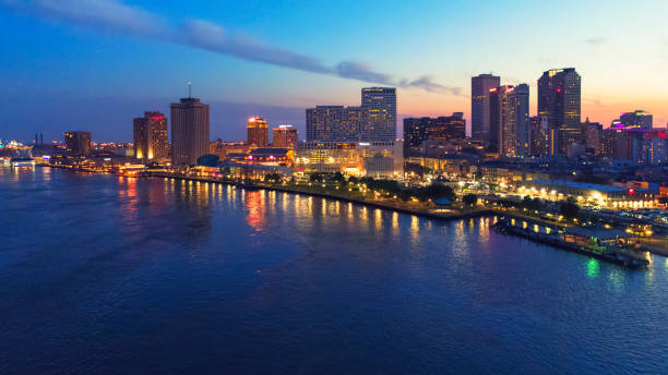 aerial view of new orleans at sunset, louisiana - mississippi river imagens e fotografias de stock