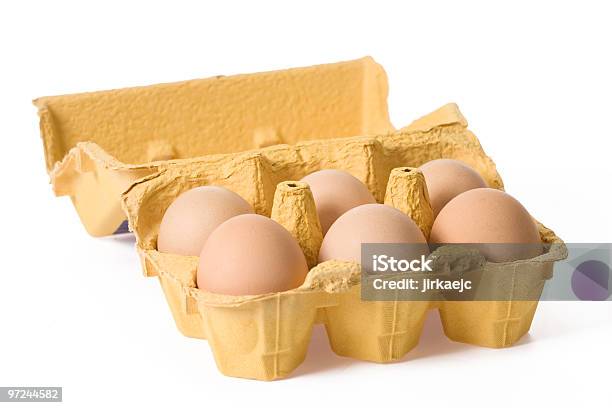 Papel Cartón De Huevos De Pascua En Foto de stock y más banco de imágenes de Alimento - Alimento, Cartón, Colesterol