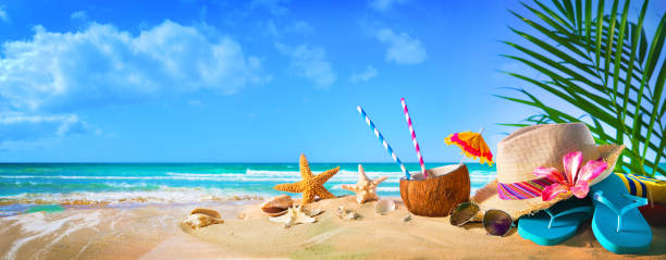 Straw hat and sunglasses on beach Straw hat and sunglasses on beach. Summer Holidays concept straw hat photos stock pictures, royalty-free photos & images
