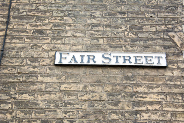 istock Fair Street , sign 972538648
