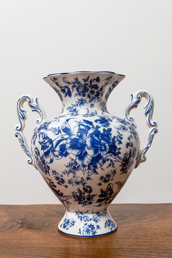 Chinese porcelain at the market