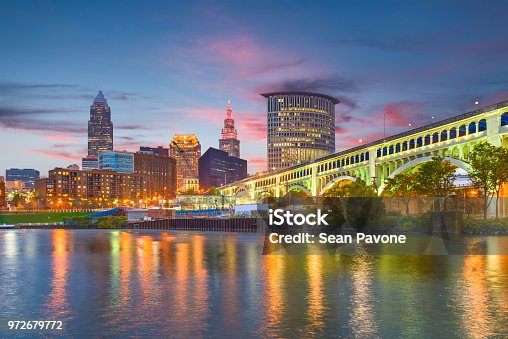 1,500+ Cleveland Skyline Stock Photos, Pictures & Royalty-Free Images -  iStock  Cleveland skyline vector, Cleveland skyline night, Cleveland  skyline silhouette