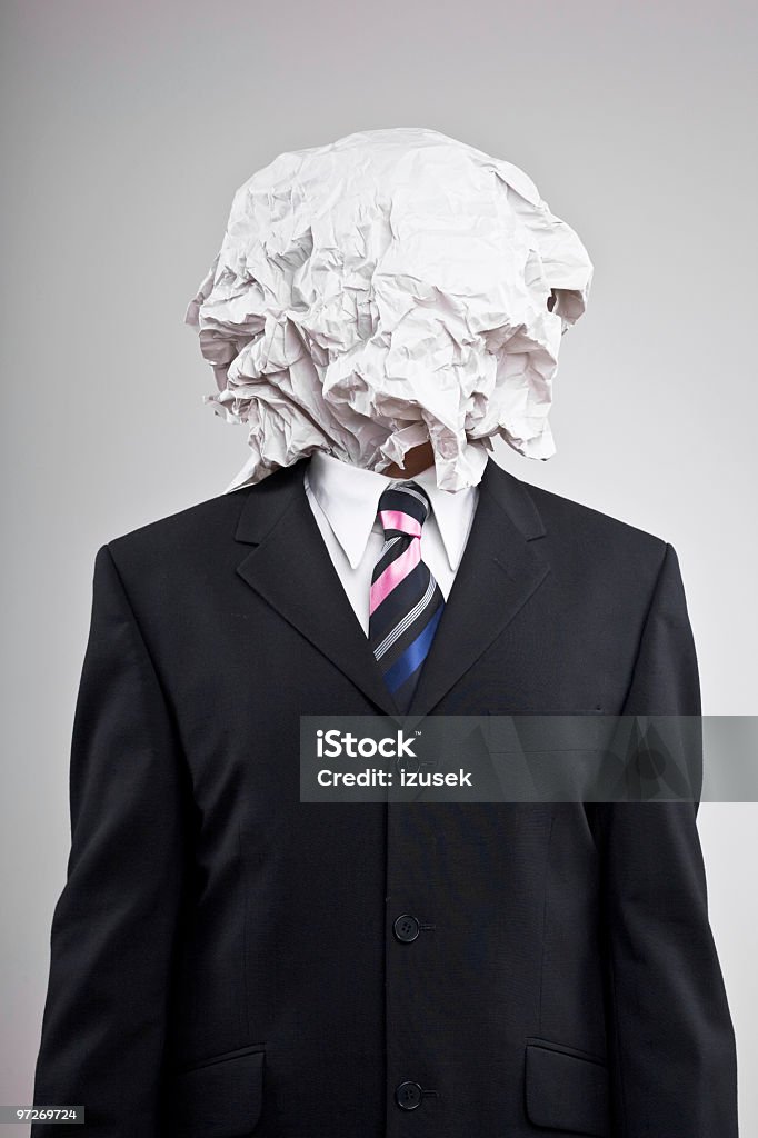 Homem em um Terno com papel na Cabeça - Royalty-free Adulto Foto de stock