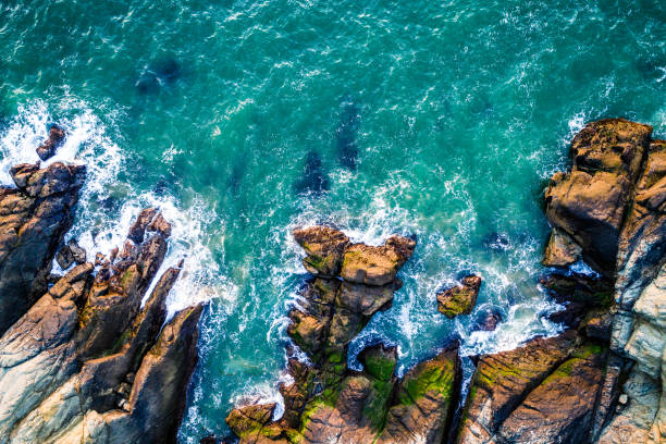 istock jagged rocks on California beaches 972965540