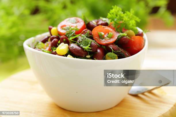 Photo libre de droit de Salade De Haricots Rouges banque d'images et plus d'images libres de droit de Aliment - Aliment, Aliments et boissons, Blanc