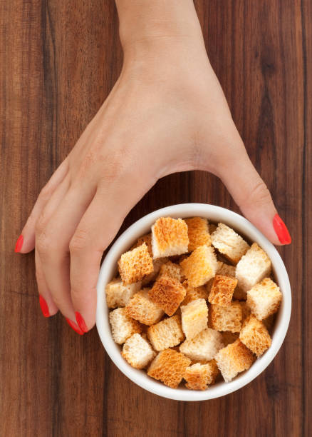 Toasted bread cubes