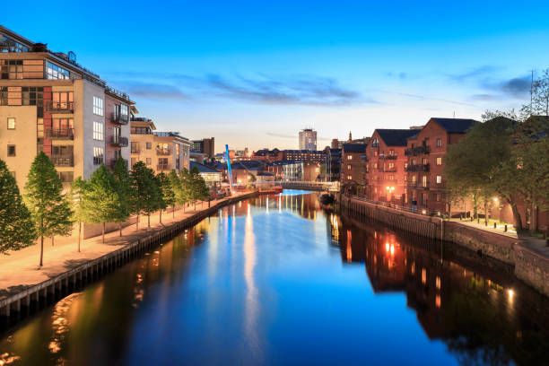istock River Aire and bridge in Leeds city centre at night 973322056