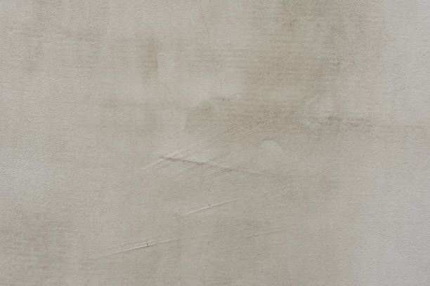 istock Wall fragment with attritions and cracks 973366776