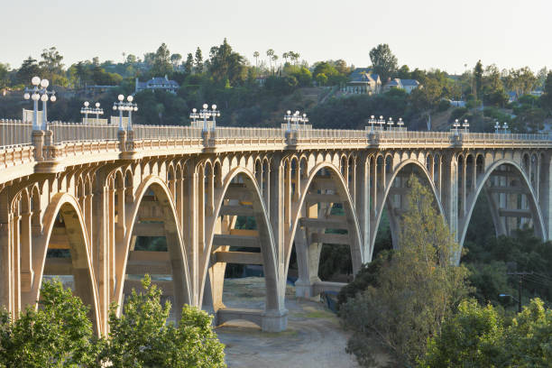 istock Colorado Street Bridge - Pasadena 973422338
