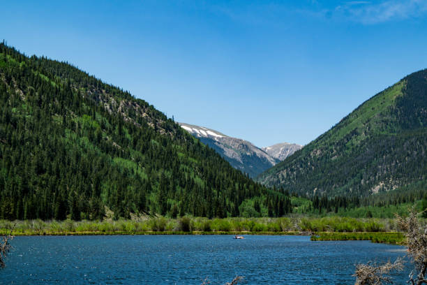 istock Cottonwood Lake 973432634