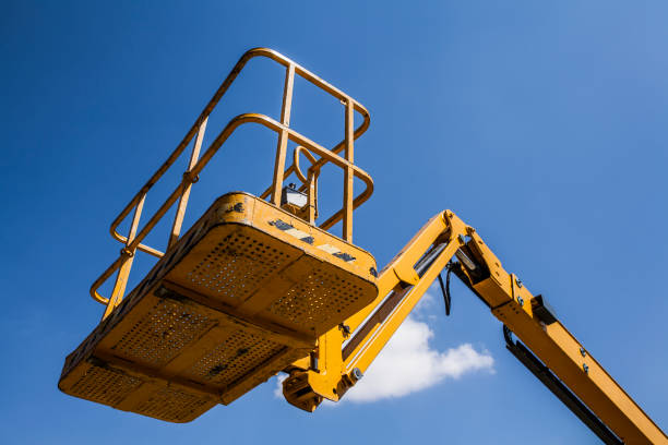 elevator crane the basket of elevator crane with sky background railroad station platform photos stock pictures, royalty-free photos & images