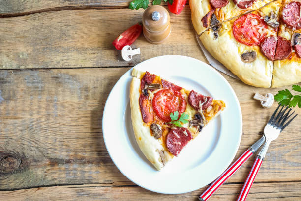istock Tasty Italian pizza 973707724