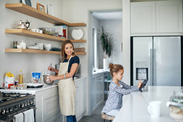 istock You check for recipes while I check for ingredients 973850532