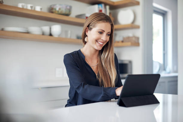 istock Keeping her social media accounts active 973891010
