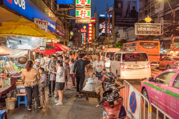 방콕 태국 중국 도시 여행자 traviling를 즐길 수 - bangkok night thailand traffic 뉴스 사진 이미지