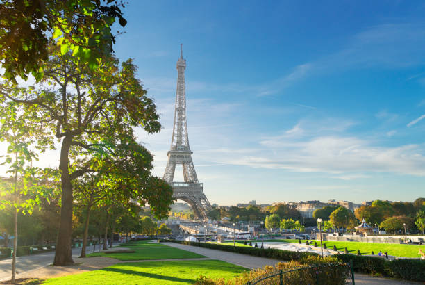 istock eiffel tour and from Trocadero, Paris 973910966