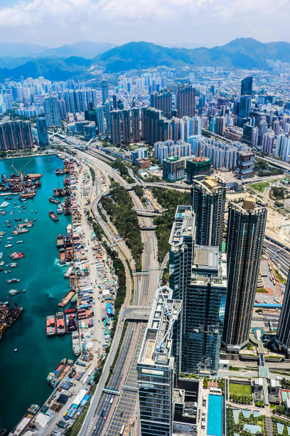 istock Sky 100, Hong Kong (2) 973942336