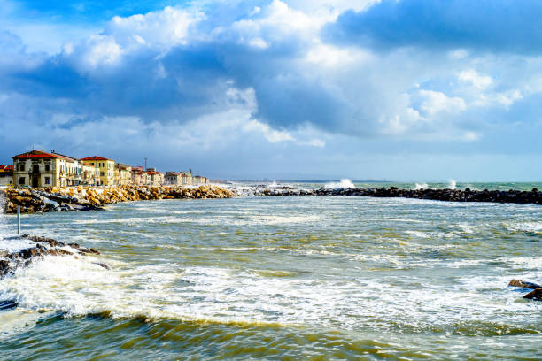 sunset light, storm in marina di pisa, toscana, italy - marina di pisa imagens e fotografias de stock