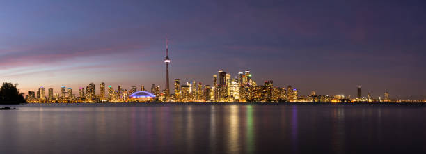 istock Skyline of Toronto at Night 974059308