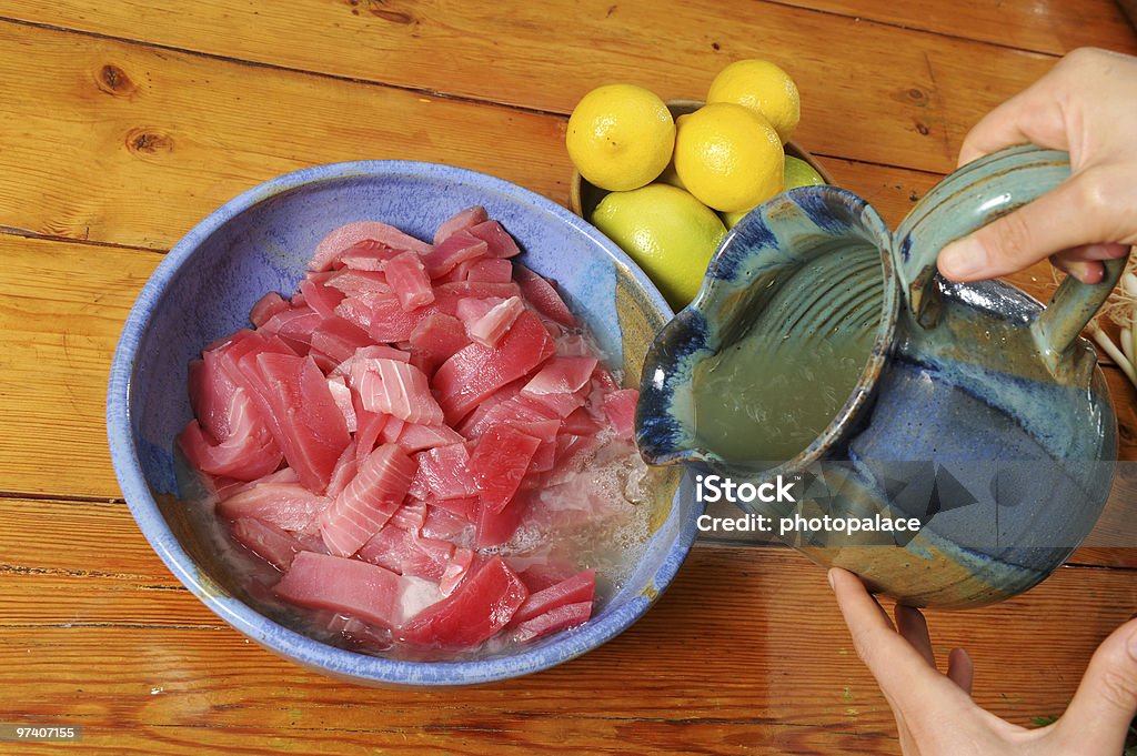 Cucinare Pesce tonno - Foto stock royalty-free di Alimentazione sana