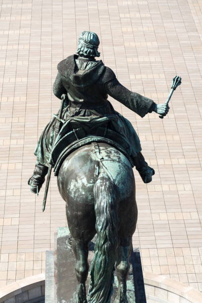 конный памятник ян зизка, национальный мемориал витков, прага, чехия - vitkov стоковые фото и изображения