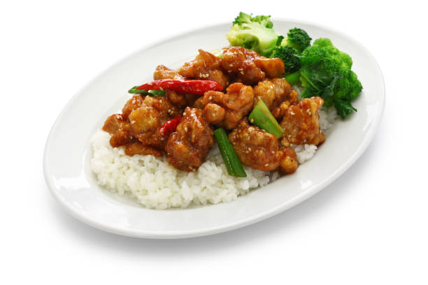 general tso’s chicken with rice, american chinese cuisine isolated on white background - chicken general tso food imagens e fotografias de stock