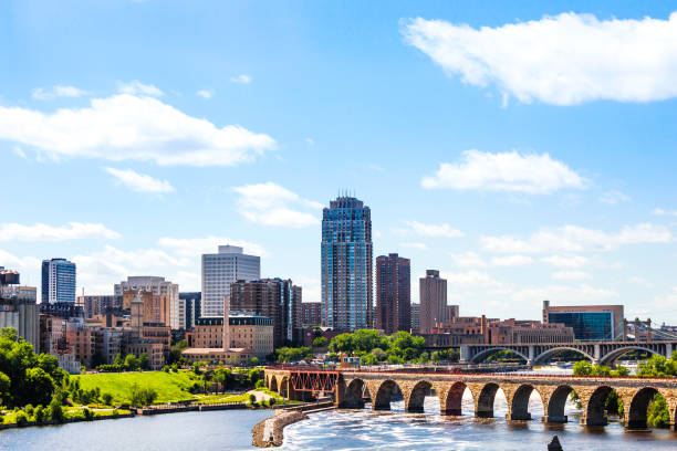 istock City skyline - Minneapolis, MN 974251702