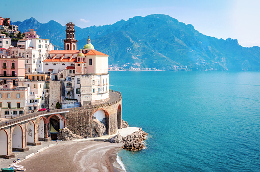 El pintoresco pueblo de Atrani, Costa de Amalfi photo