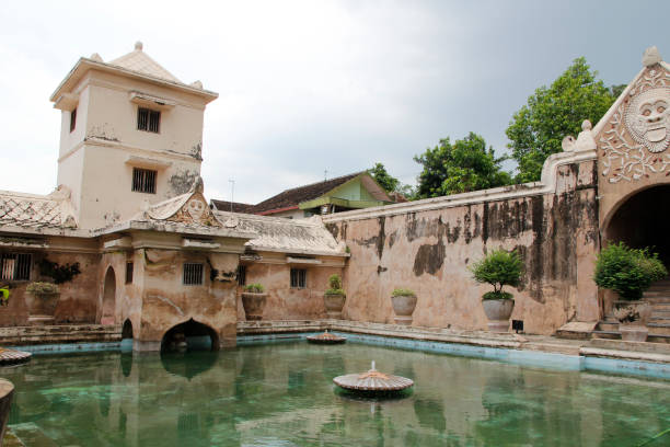 istock Water Castle (Taman Sari) Yogyakarta 974558306