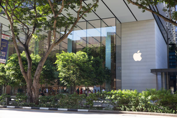 230+ Apple Store Singapore Stock Photos, Pictures & Royalty-Free Images