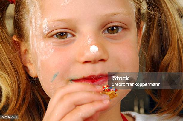 Für Kinder Stockfoto und mehr Bilder von Backen - Backen, Das Leben zu Hause, Europäische Kultur