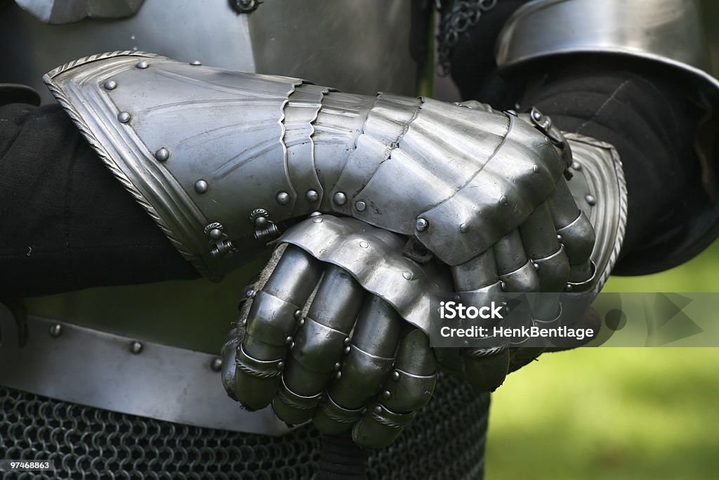 Luvas de um cavaleiro - Foto de stock de Luva - Roupa royalty-free