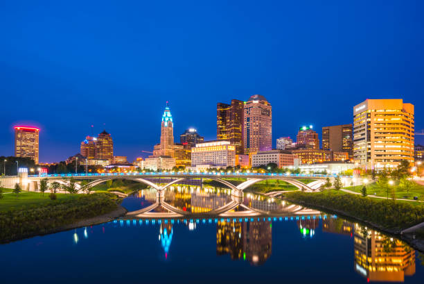 istock columbus,ohio,usa. 9-11-17: beautiful columbus skyline at night 974698564