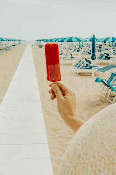 istock Icecream at the beach 974718512