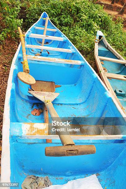 Foto de Kerala Pesca Canoa e mais fotos de stock de Assento de veículo - Assento de veículo, Azul, Canoa