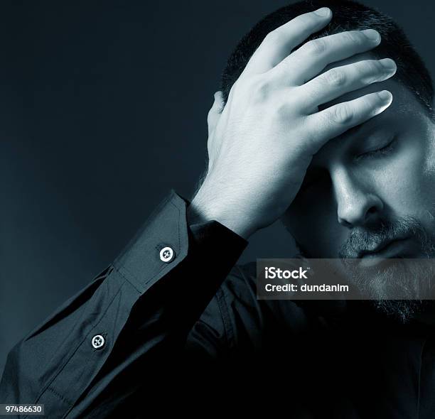 Betonte Geschäftsmann Stockfoto und mehr Bilder von Besorgt - Besorgt, Bestürzt, Depression