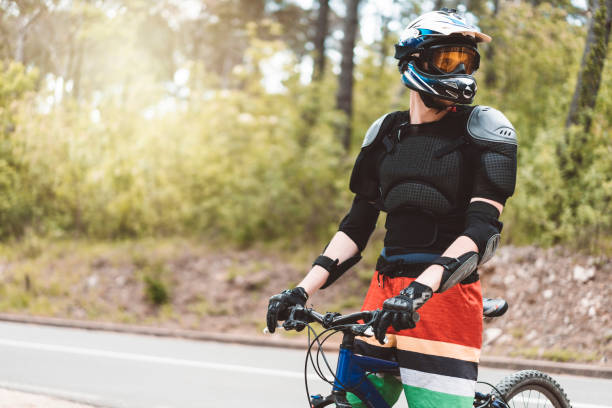 istock Mountain biker stopped to take a look 974884632