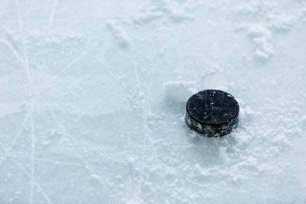istock Ice hockey. 974944574