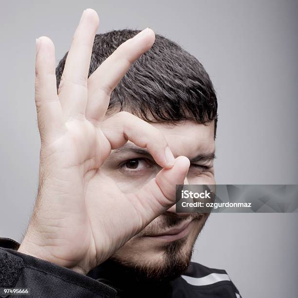 La Aspecto Foto de stock y más banco de imágenes de Acuerdo - Acuerdo, Cara humana, Color - Tipo de imagen