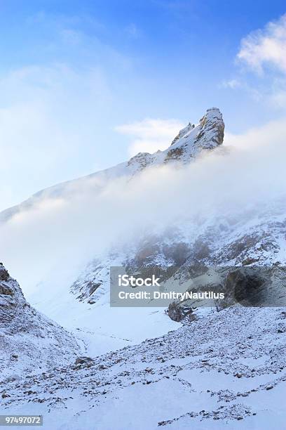 Mattina Presto - Fotografie stock e altre immagini di Alba - Crepuscolo - Alba - Crepuscolo, Ambientazione esterna, Aurora