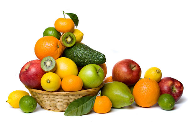 frutas saludables aislado en blanco - tazón para frutas fotografías e imágenes de stock