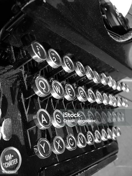 Antike Schreibmaschine Schlüssel Stockfoto und mehr Bilder von Alphabet - Alphabet, Alt, Antiquität
