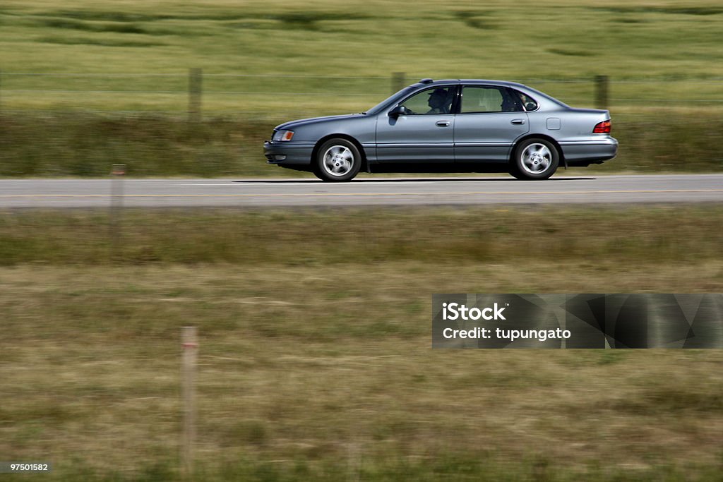 Auto in Bewegung - Lizenzfrei Limousine - Familienfahrzeug Stock-Foto