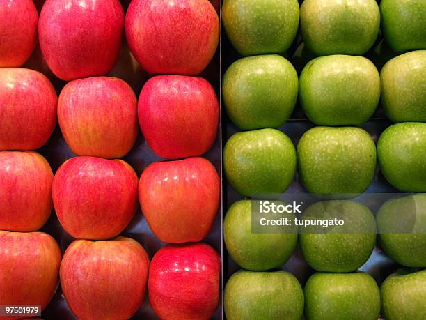 Manzanas Foto de stock y más banco de imágenes de Abstracto - Abstracto, Alimento, Color - Tipo de imagen