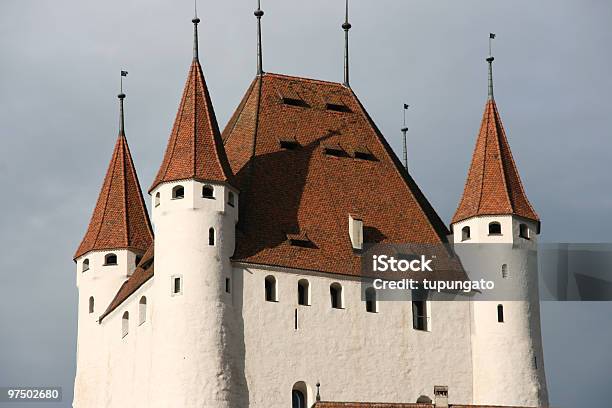 A Suíça - Fotografias de stock e mais imagens de Castelo de Thun - Castelo de Thun, Antigo, Ao Ar Livre
