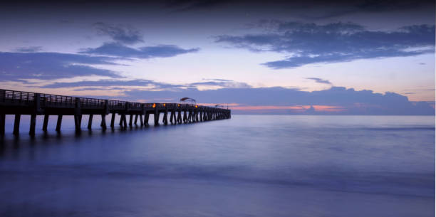 istock Lake Worth Sunrise 975040462